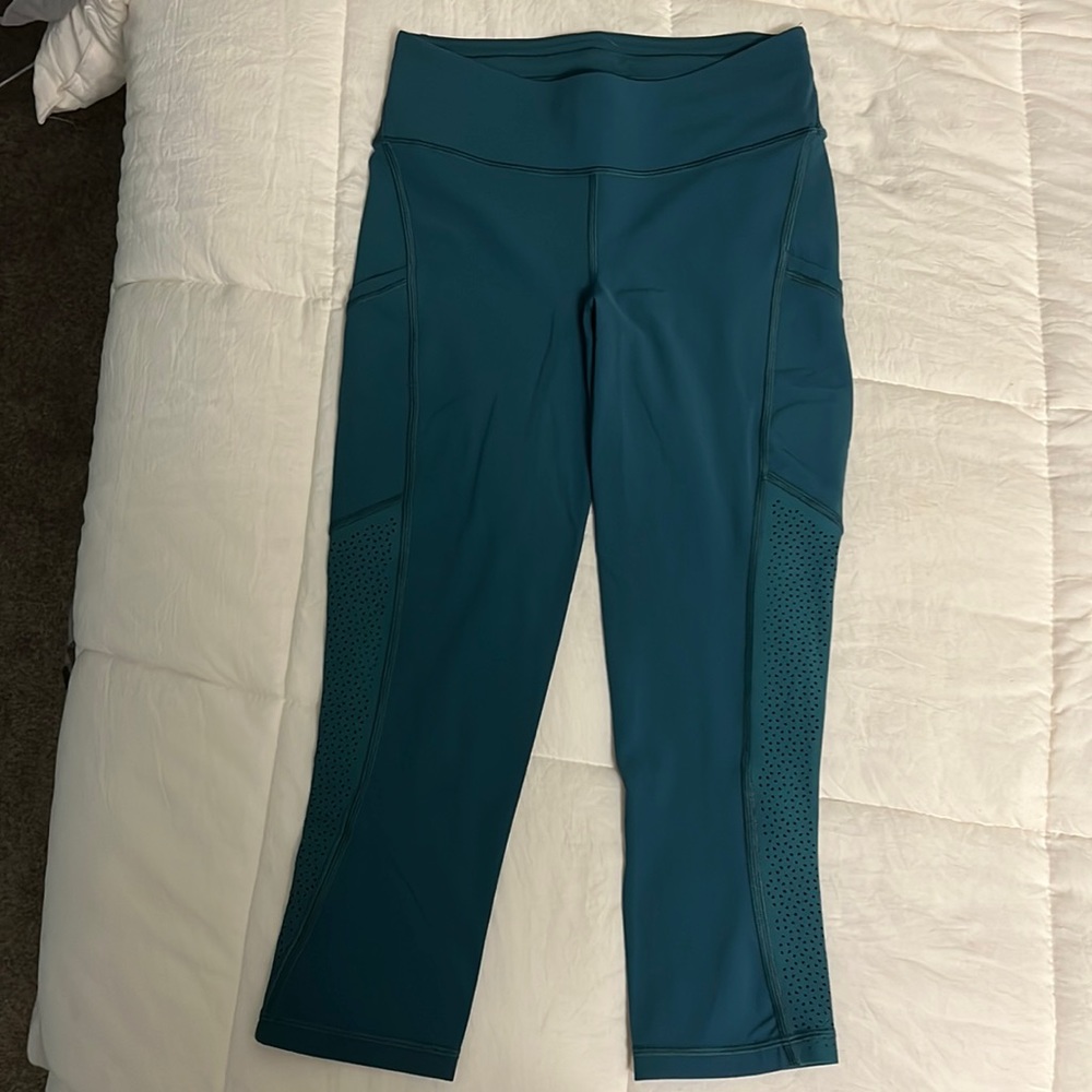 Lululemon crop leggings